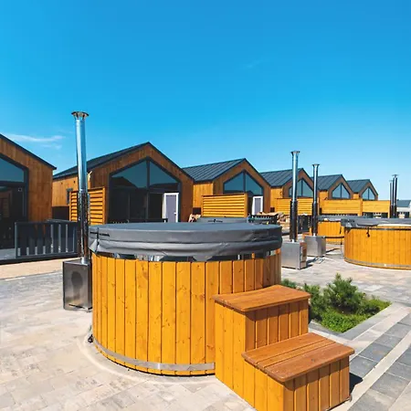 Nadmorskie Chatki, Letniskowe, Balia, Sauna Hotel Gąski